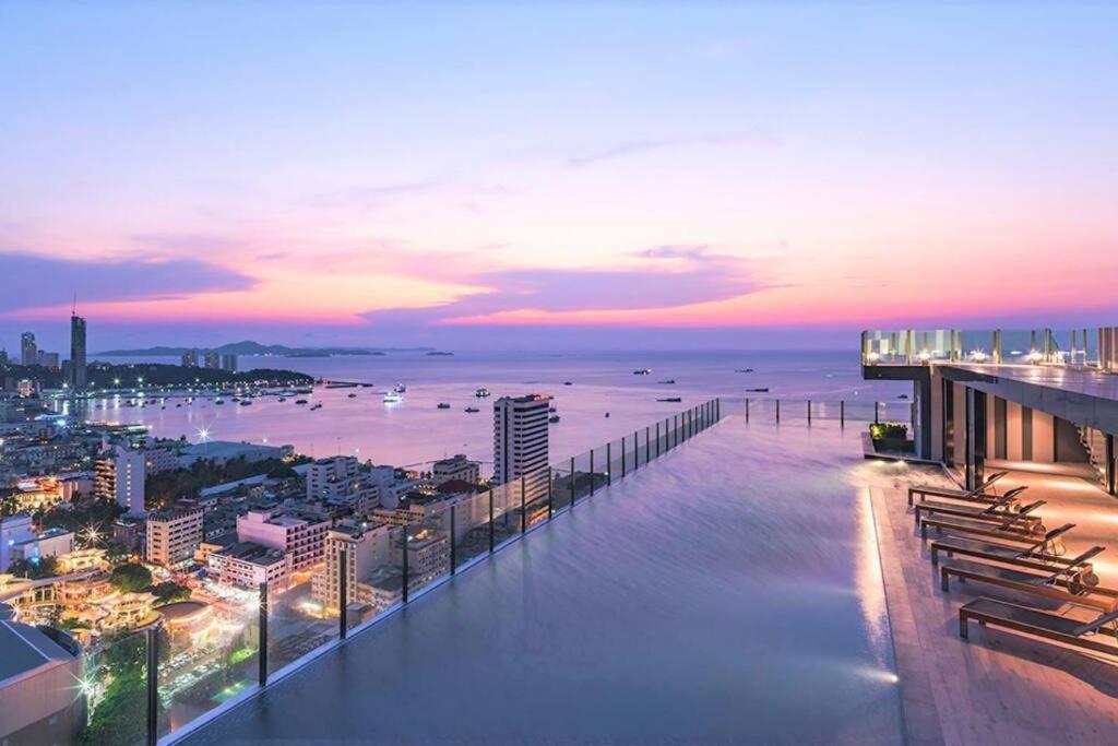 Central Pattaya - Sea View Large Balcony Condo With Infinity Pool Esterno foto