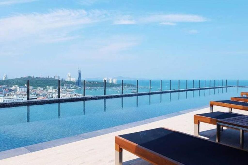 Central Pattaya - Sea View Large Balcony Condo With Infinity Pool Esterno foto