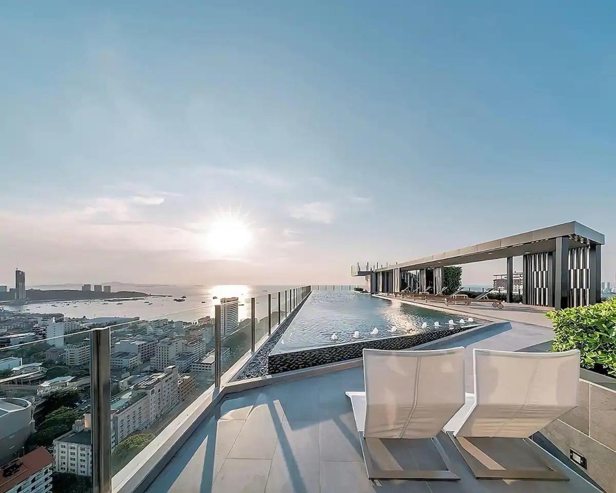 Central Pattaya - Sea View Large Balcony Condo With Infinity Pool Esterno foto