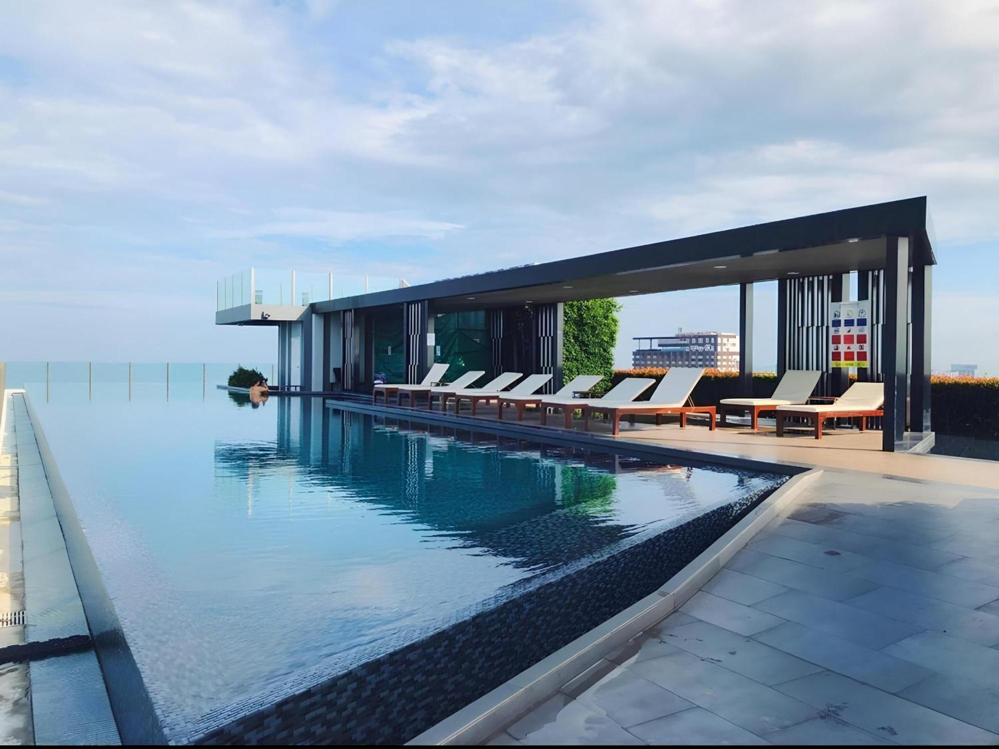 Central Pattaya - Sea View Large Balcony Condo With Infinity Pool Esterno foto
